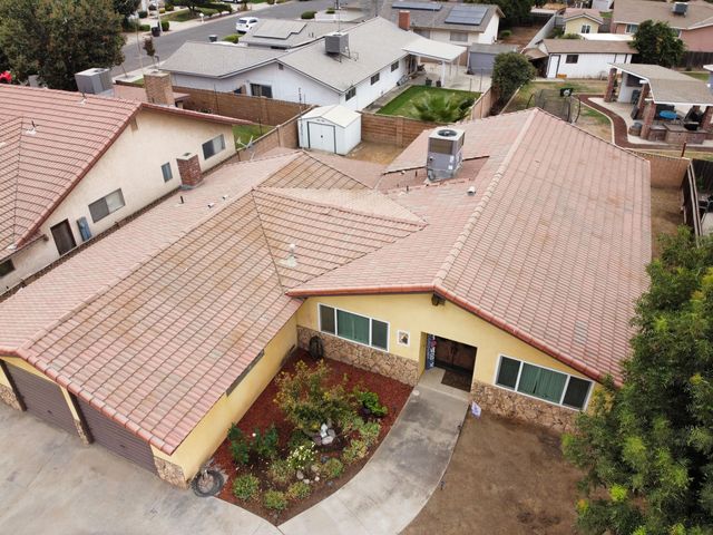 1625 S Lydia Drive, Tulare, CA 93274