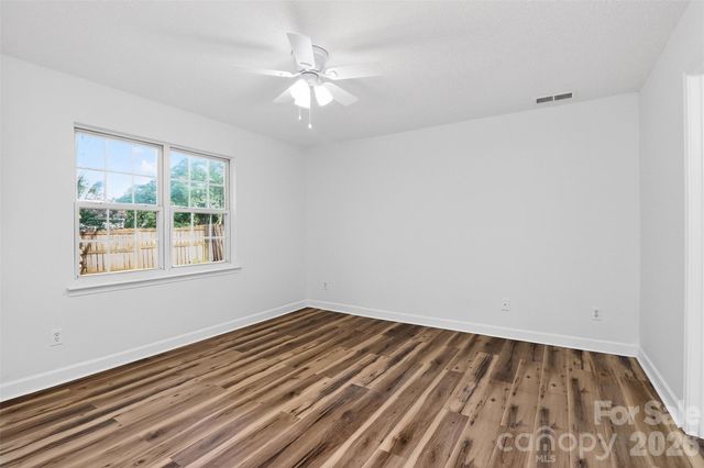 1194 Tufton Place NW, Concord, NC 28027