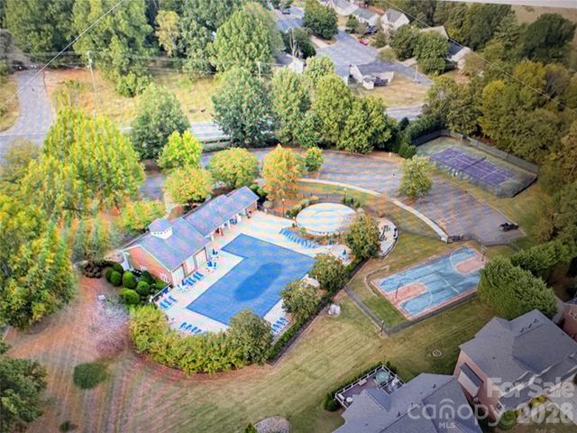 1194 Tufton Place NW, Concord, NC 28027
