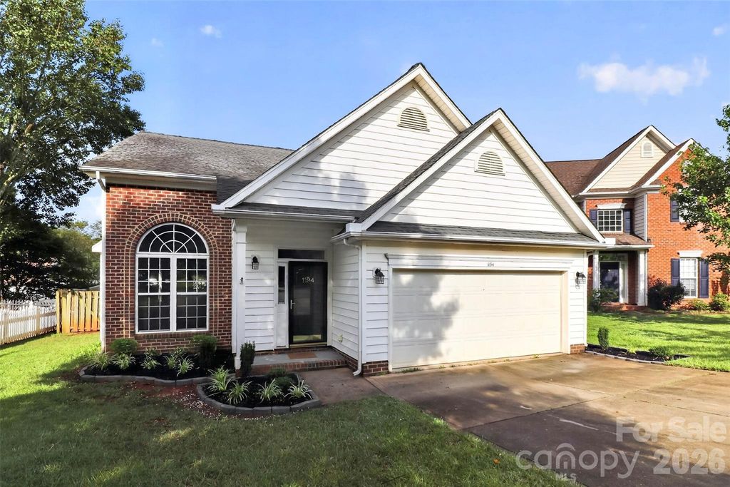 1194 Tufton Place NW, Concord, NC 28027