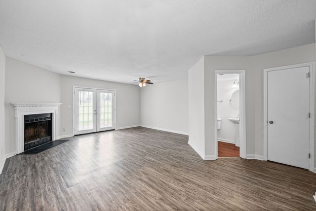 105 Greenland Ct, Clarksville, TN 37042