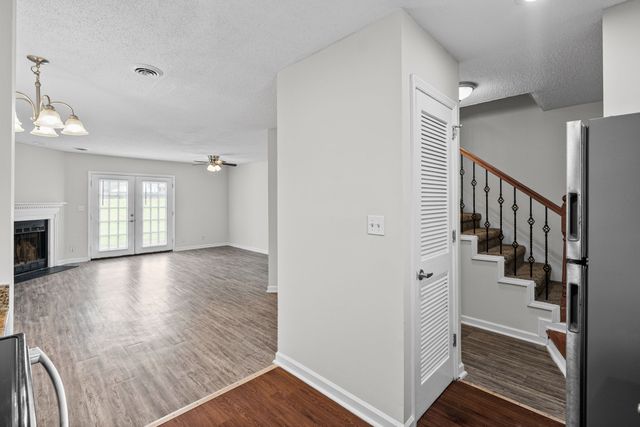105 Greenland Ct, Clarksville, TN 37042