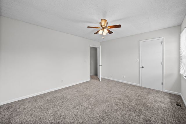 105 Greenland Ct, Clarksville, TN 37042