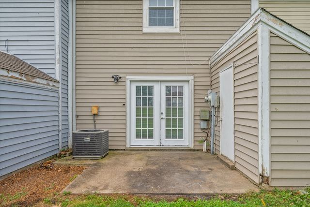 105 Greenland Ct, Clarksville, TN 37042