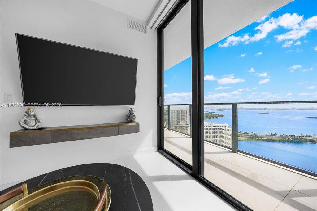 501 NE 31st St 3902, Miami, FL 33137