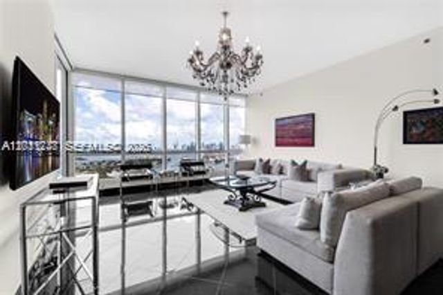 100 S Pointe Dr 3702, Miami Beach, FL 33139