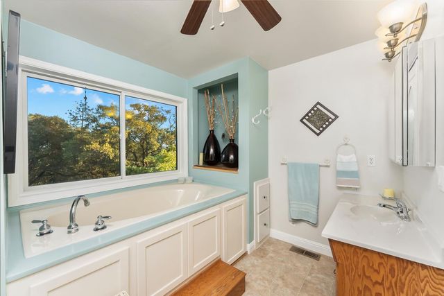 15275 Autumn Dr, Sutter Creek, CA 95685