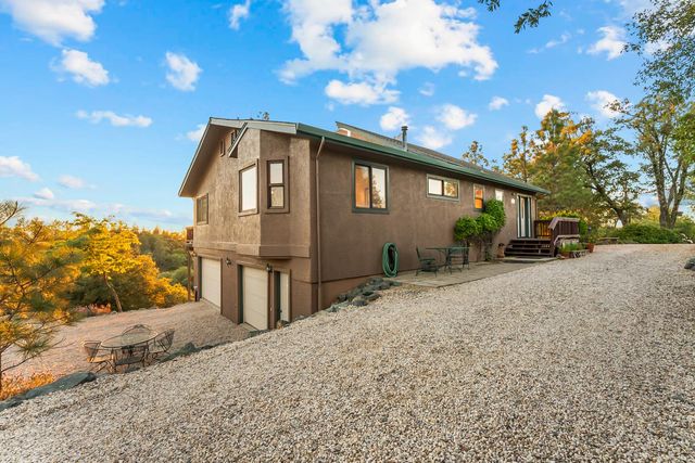 15275 Autumn Dr, Sutter Creek, CA 95685