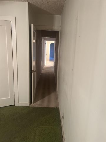 913 N 55th St, Sacramento, CA 95819