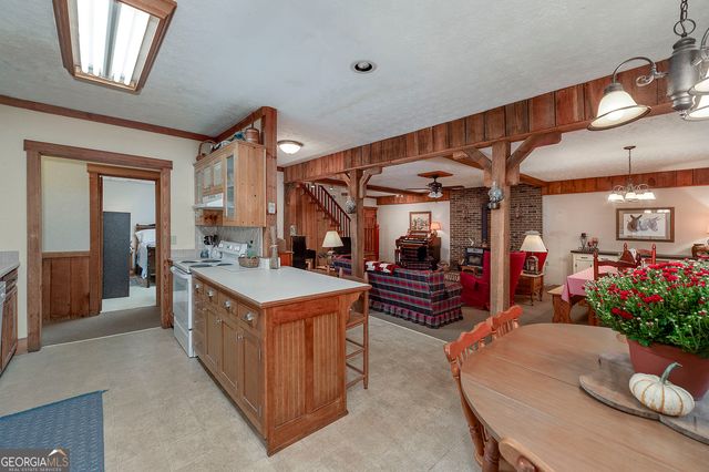 3154 Highway 155 N, Mcdonough, GA 30252
