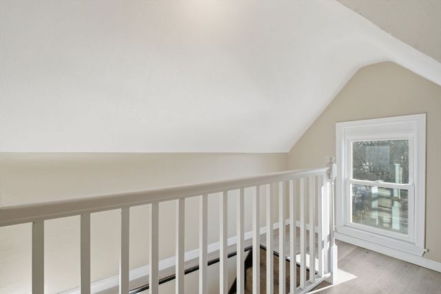 52 Osgood St, Springfield, MA 01107