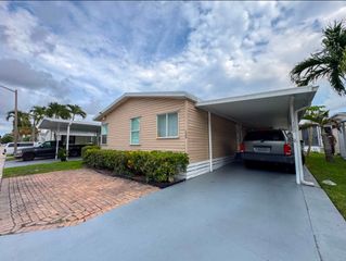 120 Plantation Boulevard 120, Lake Worth, FL 33467