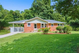 2483 Hunting Valley Drive, Decatur, GA 30033