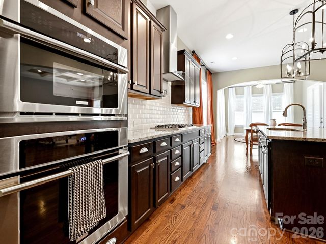 1209 Vickery Drive, Matthews, NC 28104