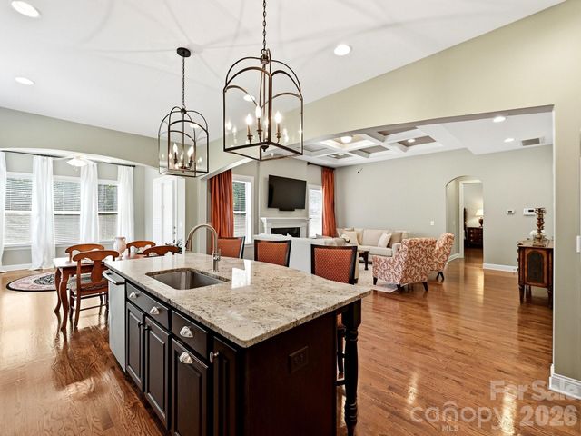 1209 Vickery Drive, Matthews, NC 28104