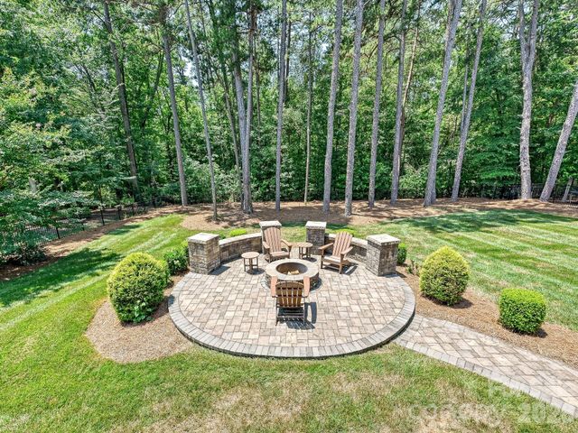 1209 Vickery Drive, Matthews, NC 28104