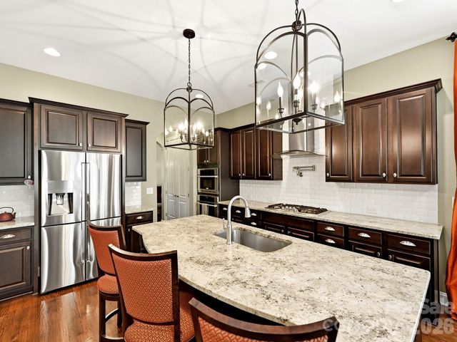 1209 Vickery Drive, Matthews, NC 28104