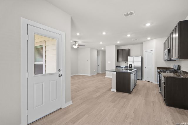 15567 Lonehollow Lake, San Antonio, TX 78253
