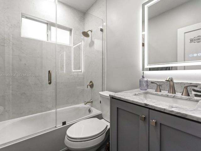 201 Flagler Dr 0, Miami Springs, FL 33166