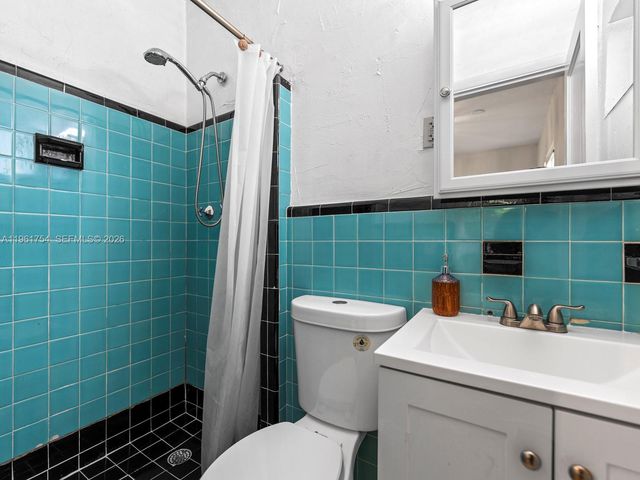 201 Flagler Dr 0, Miami Springs, FL 33166