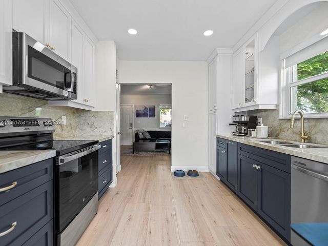 201 Flagler Dr 0, Miami Springs, FL 33166