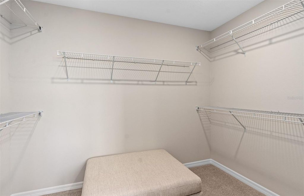 Image 23 of property listing at 3218 ELLSWORTH AVENUE, Davenport, FL 33837