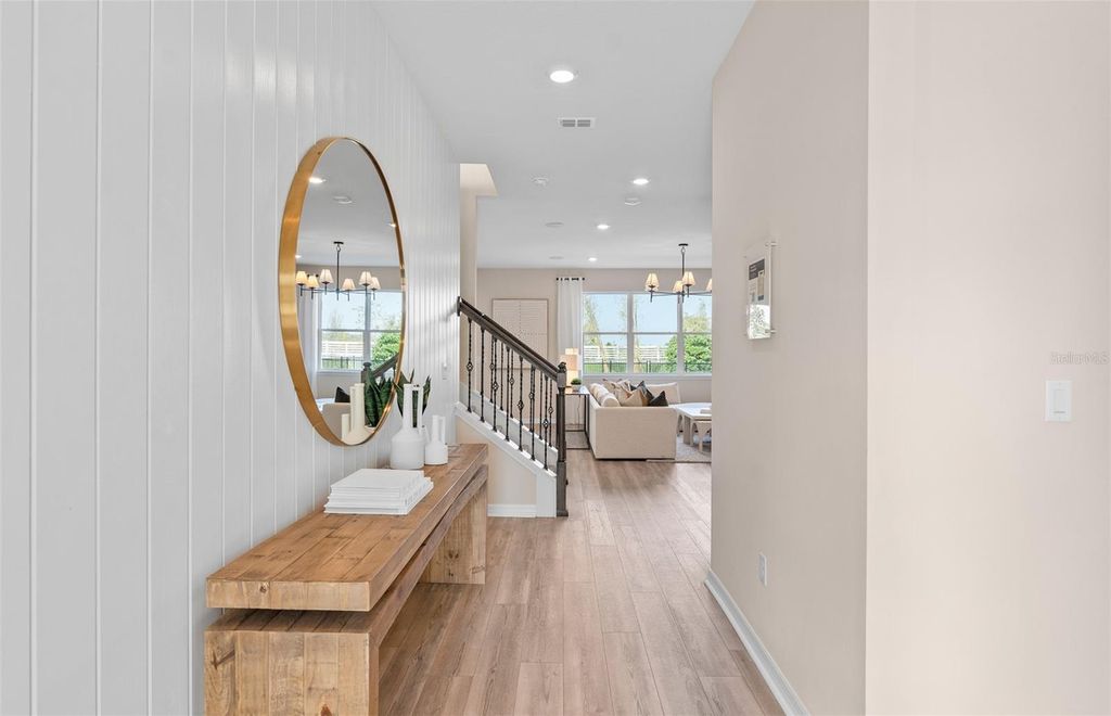 Image 4 of property listing at 3218 ELLSWORTH AVENUE, Davenport, FL 33837