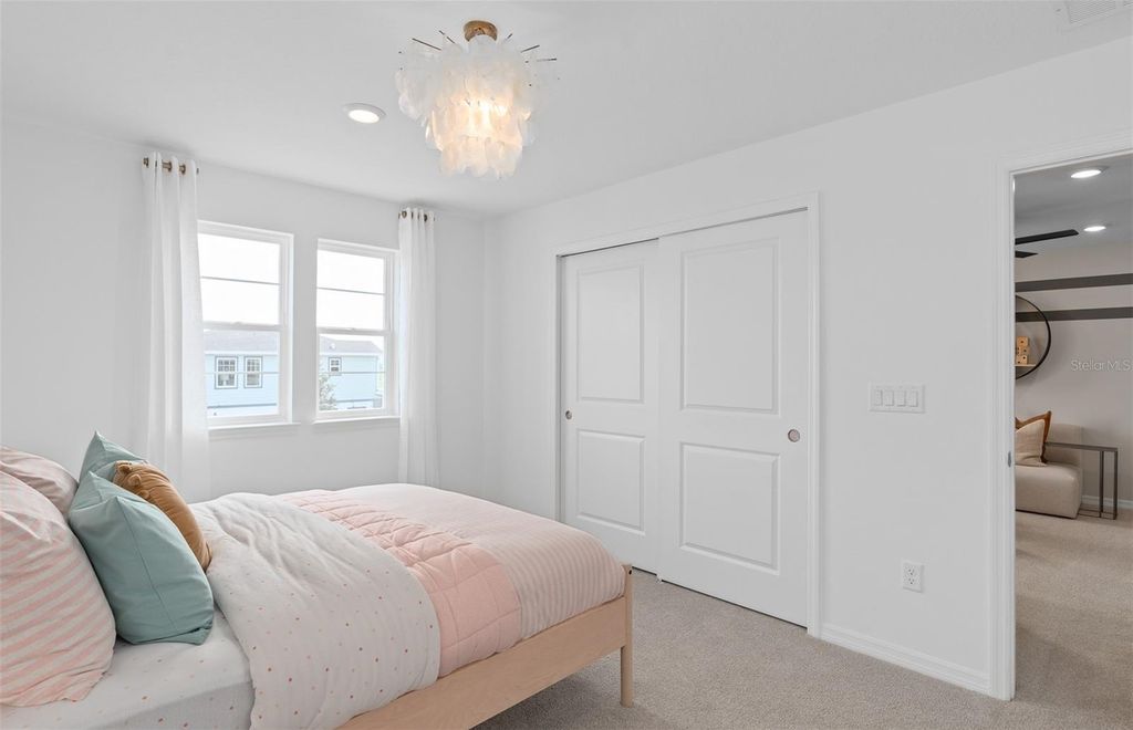 Image 32 of property listing at 3218 ELLSWORTH AVENUE, Davenport, FL 33837