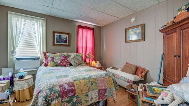 40 Temple Street, Gloversville, NY 12078