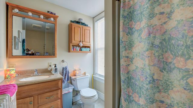 40 Temple Street, Gloversville, NY 12078