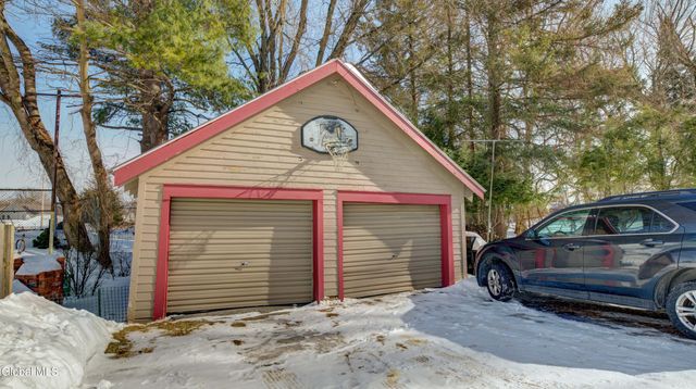 40 Temple Street, Gloversville, NY 12078