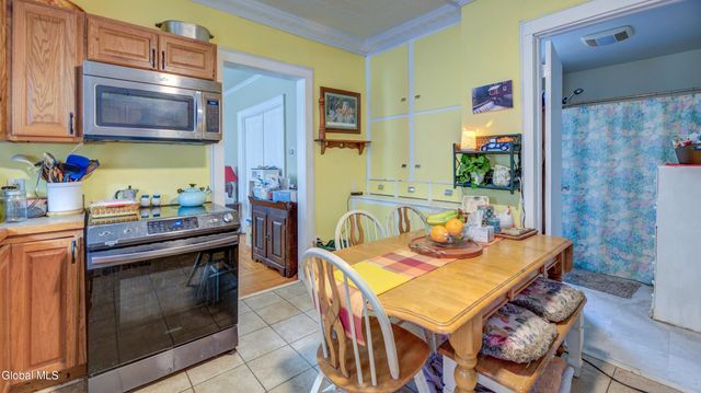 40 Temple Street, Gloversville, NY 12078