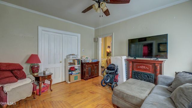 40 Temple Street, Gloversville, NY 12078