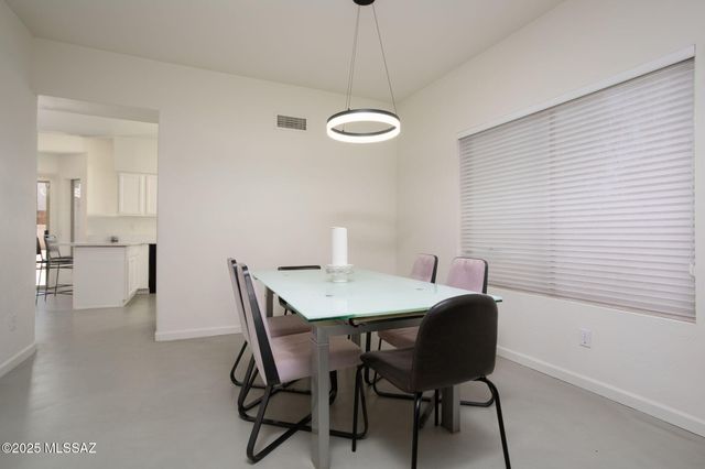 6851 W Kern Drive, Tucson, AZ 85743