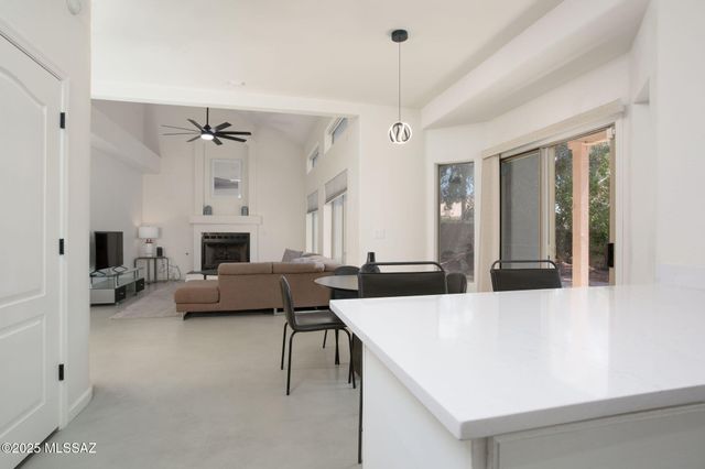 6851 W Kern Drive, Tucson, AZ 85743