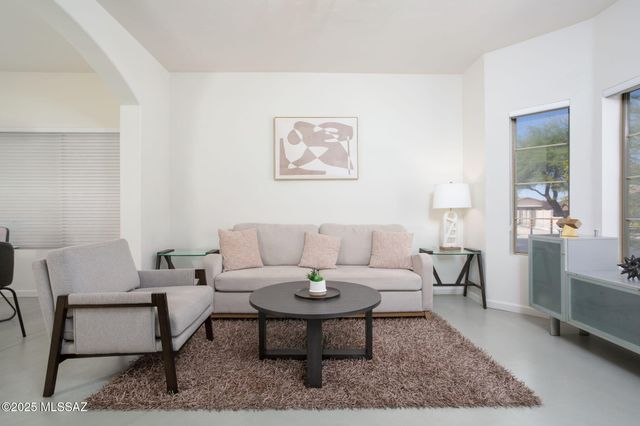 6851 W Kern Drive, Tucson, AZ 85743