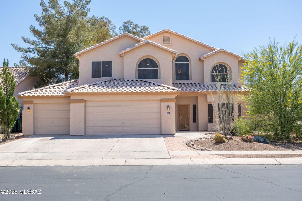6851 W Kern Drive, Tucson, AZ 85743