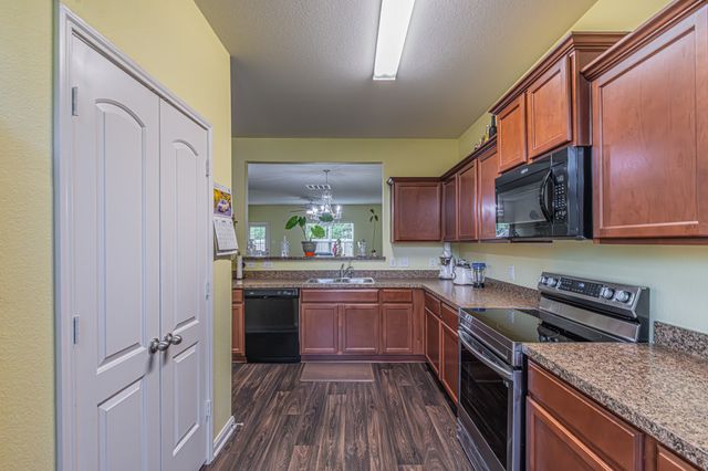 9849 Crocker Drive, Dallas, TX 75217