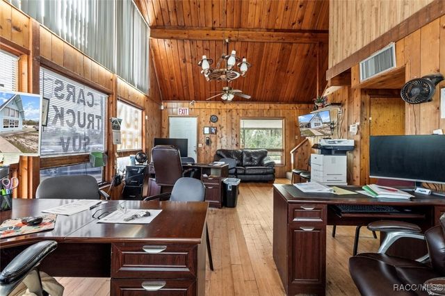 1756 S Suncoast Boulevard, Homosassa, FL 34448