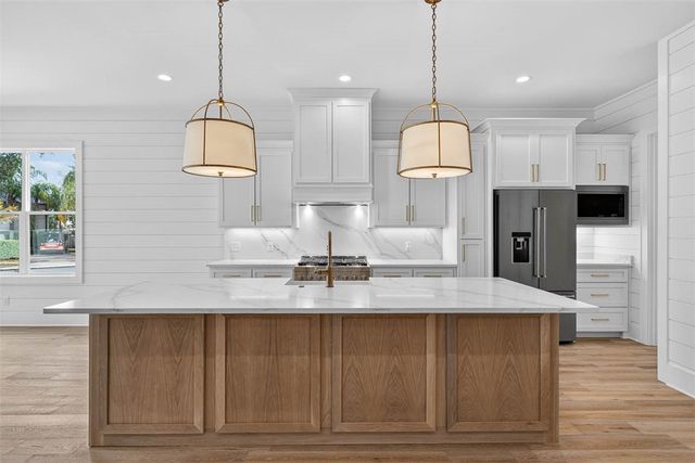 110 Pirates Cove, St Simons Island, GA 31522