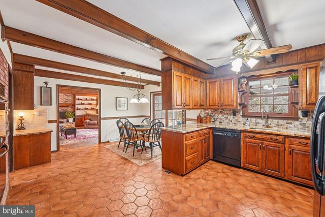 114 SYLVAN DR, Pottstown, PA 19465