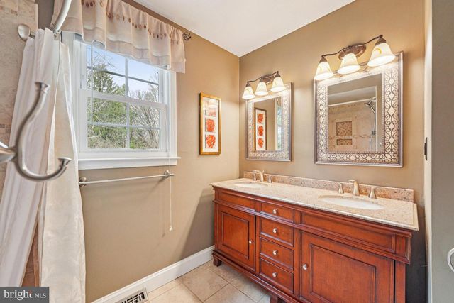 114 SYLVAN DR, Pottstown, PA 19465