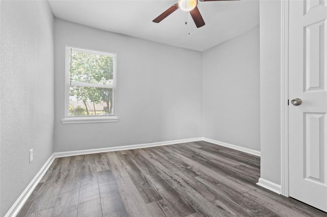4838 Van Fleet Street, Houston, TX 77033