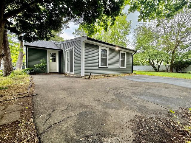 14 Susan Drive, Billerica, MA 01821