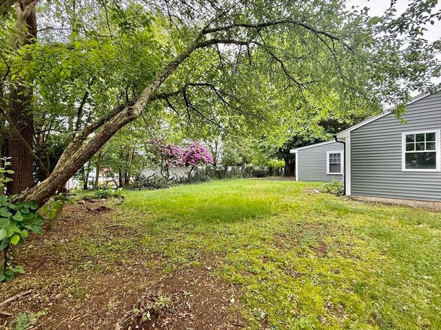 14 Susan Drive, Billerica, MA 01821