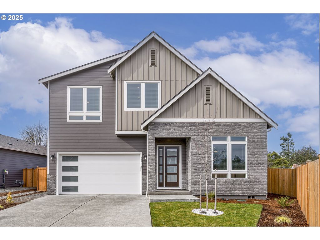 15201 Se TOWERS Ter, Milwaukie, OR 97267