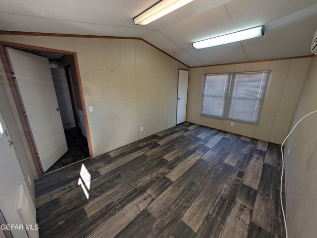 1052 Macadamia Circle, El Paso, TX 79907
