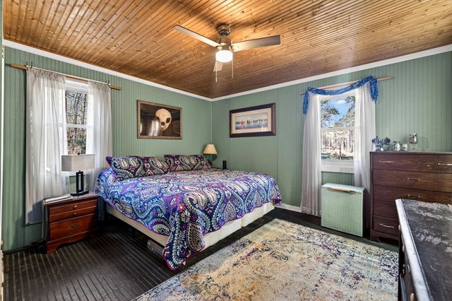 9994 N Highway 17 B, Mcclellanville, SC 29458