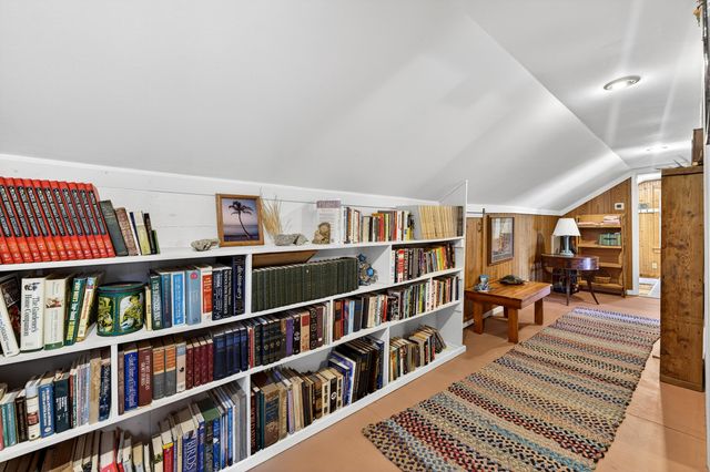 9994 N Highway 17 B, Mcclellanville, SC 29458