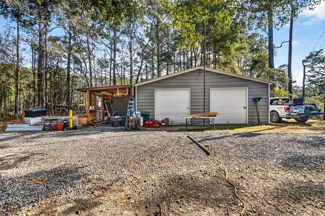 9994 N Highway 17 B, Mcclellanville, SC 29458